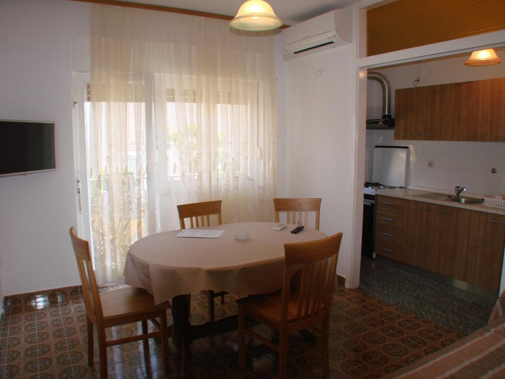 Apartment Matija Trogir Bilik gambar